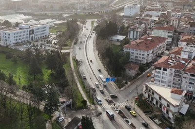 TRAFİĞİ RAHATLATAN ÇALIŞMA TAMAMLANDI