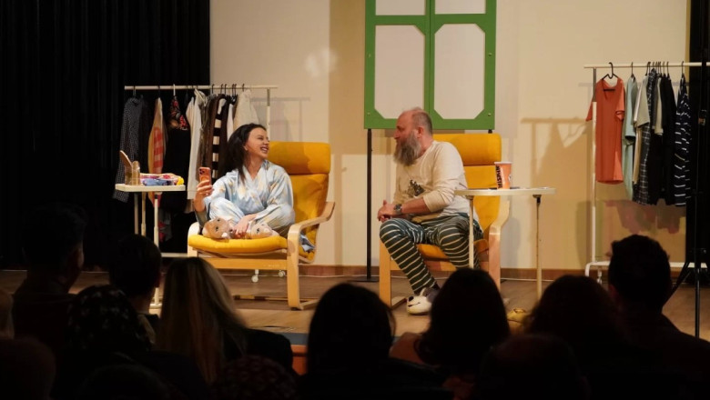 ARMUTLU’DA KAHKAHA DOLU GECE