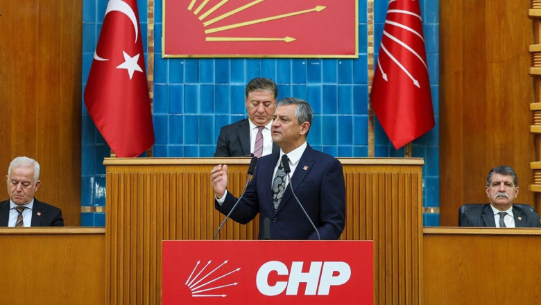 CHP Lideri Özel; “Muhalefetin İftar Sofrasından Korkar Olmuşlar”