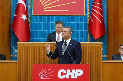 CHP Lideri Özel; “Muhalefetin İftar Sofrasından Korkar Olmuşlar”