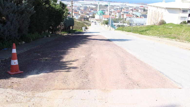 Özden Mahallesi Nur Caddesi Kazaya Davetiye Çıkarıyor