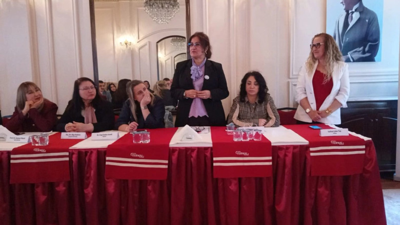 ‘KADININ COĞRAFYASI YOK’ PANELİ GERÇEKLEŞTİRİLDİ