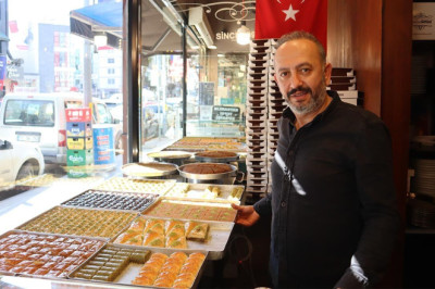 Yalova’nın Hafif Lezzeti Bayramda Zirvede: “Yalova Sütlüsü”ne Yoğun İlgi