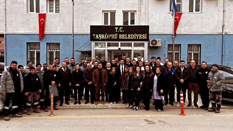 TAŞKÖPRÜ BELEDİYESİ BAYRAMLAŞTI