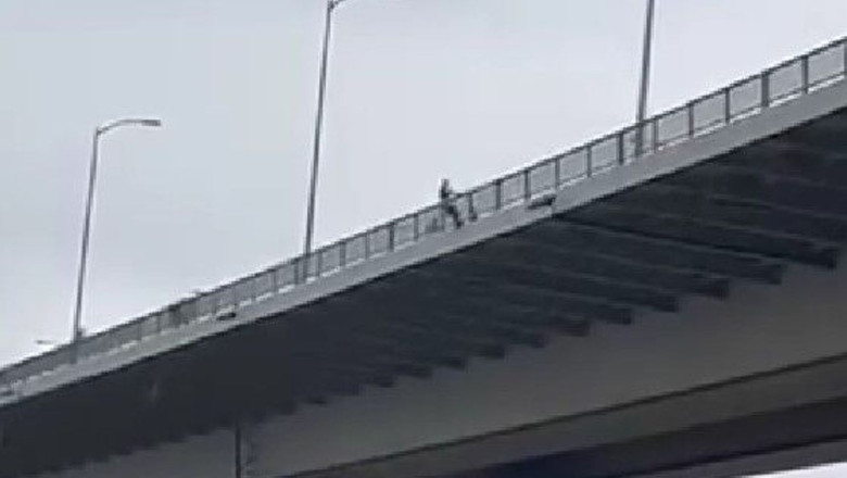 Korkulukları Aştı, Ölüme Atladı