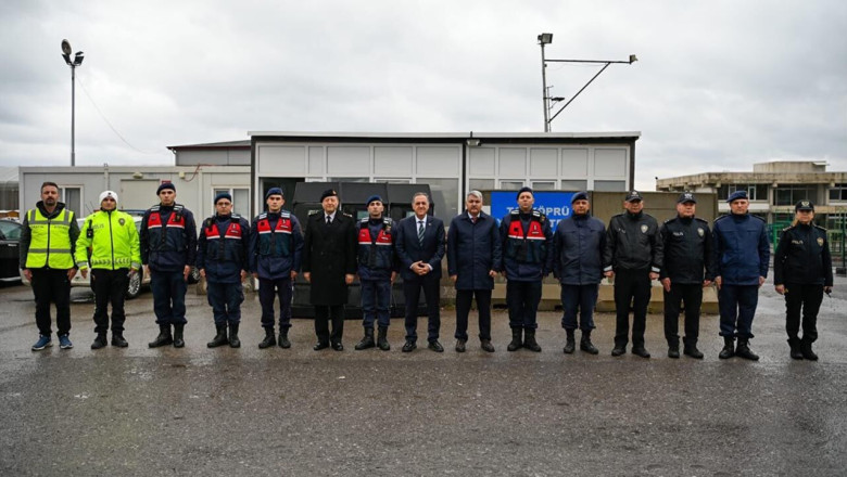 Vali Usta’dan Güvenlik Güçlerine Bayram Morali