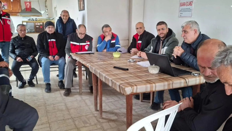 B-REÇETE SİSTEMİ İÇİN ÇİFTÇİLERE EĞİTİM VERİLDİ