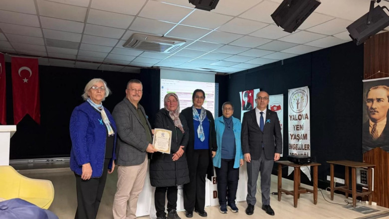 FARKINDALIKTAN EYLEME OTİZM VURGUSU