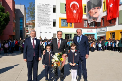 SUZAN TUNA İLKOKULU’NDA BAYRAK TÖRENİ