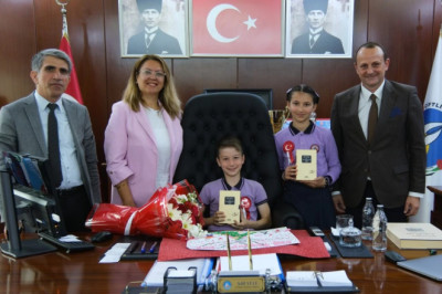 YELE, KOLTUĞUNU ÇOCUKLARA EMANET ETTİ