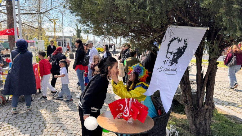 FENERBAHÇELİLER DERNEĞİ’NDEN 23 NİSAN ŞENLİĞİ