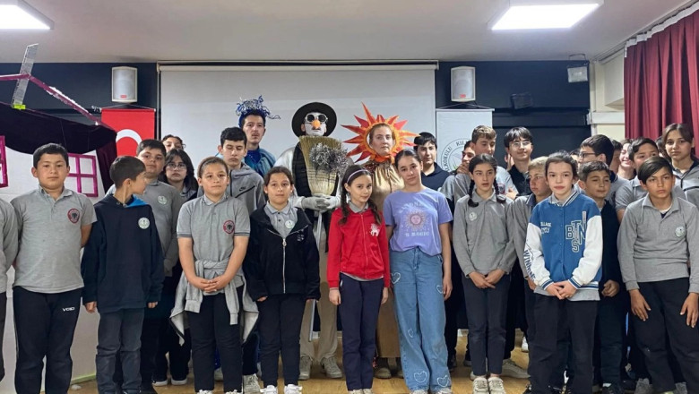 ÇİFTLİKKÖY’DE ÇOCUK TİYATROSU ŞÖLENİ SONA ERDİ