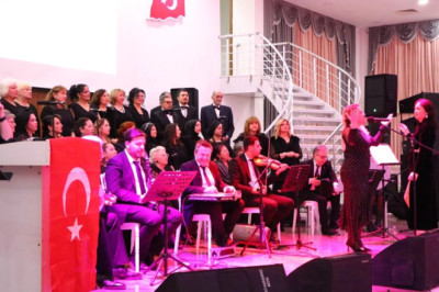 ÇİFTLİKKÖY’DE ANNELER ÖZEL KONSER