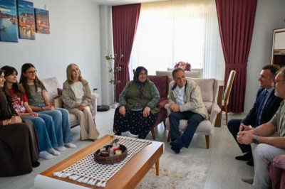 ANNELER GÜNÜ’NDE ANLAMLI ZİYARET