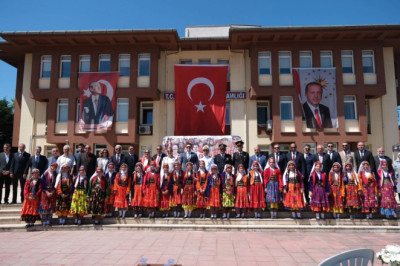 ALTINOVA’DA 19 MAYIS COŞKUSU