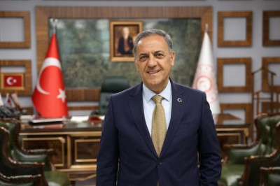 Yalova Valisi Dr. Usta’dan 19 Mayıs Mesajı: “Gençlik, Yarınımızın En Sağlam Teminatıdır”