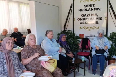 MUHARİP GAZİLER DERNEĞİ ÜYELERİ BAYRAMLAŞTI