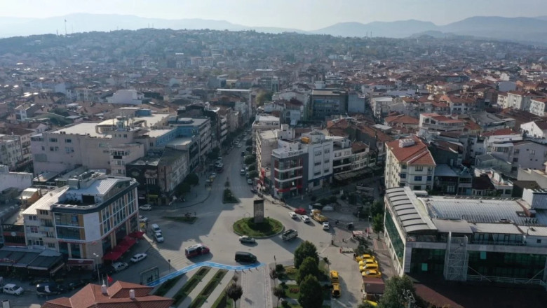 EĞİTİMDE ZİRVE ŞEHİR YALOVA
