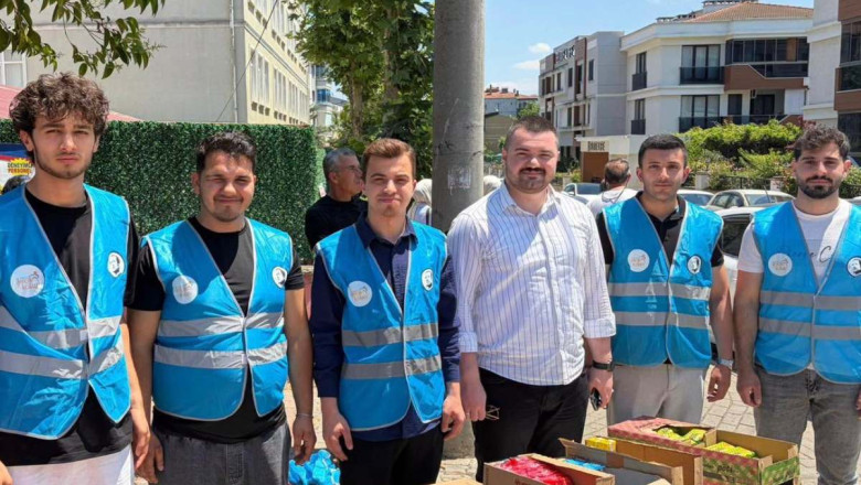 GENÇLİK KOLLARI’NDAN ‘SINAVA 5 KALA’ ETKİNLİĞİ