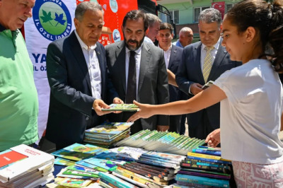 Gezici Kütüphane projesi Elmalık Köyü’nden başladı
