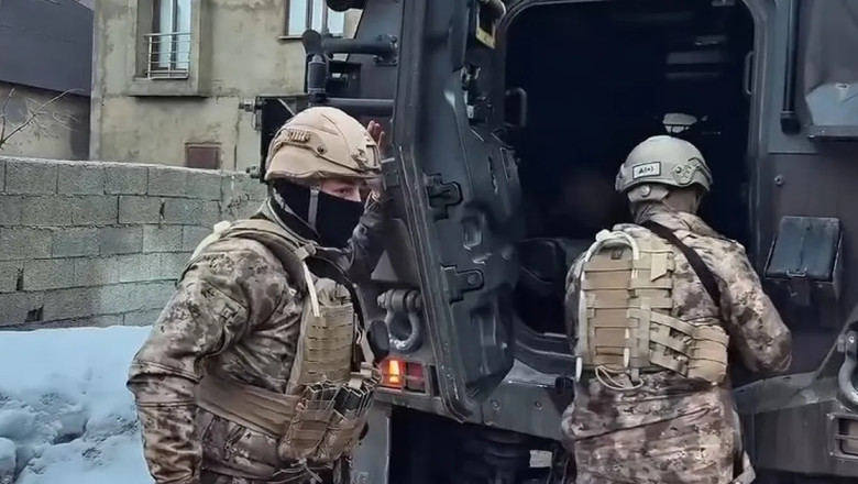 Yalova’da göçmen kaçakçılığı baronlarına operasyon! 6 gözaltı