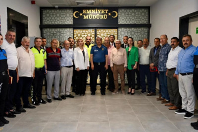 EMNİYETTEN MUHTARLARLA GÜVENLİK TOPLANTISI
