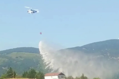 Süpürgelik mevkiinde yangın! Helikopter müdahale etti