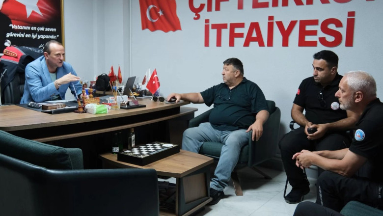 BAŞKAN YELE, İTFAİYECİLERLE BİR ARAYA GELDİ