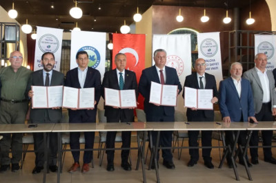 Yalova İl Özel İdaresi ile Hacı Saffet Çam Vakfı arasında dev iş birliği protokolü