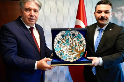 Rektör Bahçekapılı’dan Başsavcı Büyükyurt’a ziyaret
