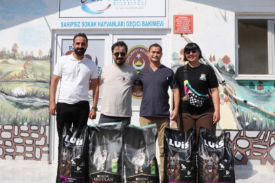 Hayvanseverlerden Çiftlikköy’de sokak hayvanlarına tam destek