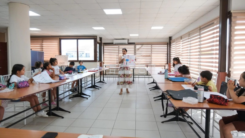 ÇİFTLİKKÖY’ÜN MİNİK RESSAMLARI İŞ BAŞINDA