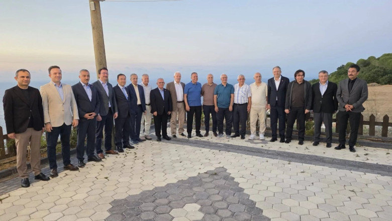 GELENEKSEL DOSTLAR MECLİSİ ESENKÖY’DE BULUŞTU