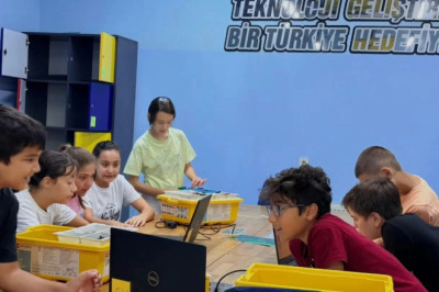 DENEYAP YAZ OKULU COŞKUSU SÜRÜYOR
