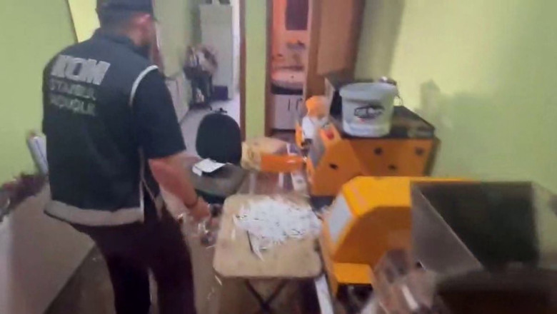 Pendik'te Kaçak Tütün Operasyonu: 440 KG Tütün Ele Geçirildi