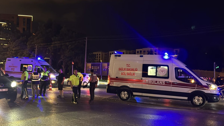 Balıkesir'de Otomobil İki Çocuğa Çarptı: 1 Ölü, 1 Yaralı