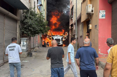Çay içmeye giden ASKİ ekiplerinin vidanjörü yandı, mahalleli canını zor kurtardı