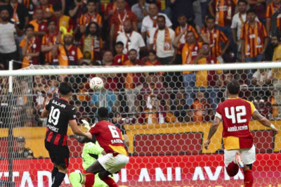Galatasaray, Çorum FK ile 2-2 Berabere Kaldı: Osimhen'in Son Dakika Golleri Puanı Kurtardı