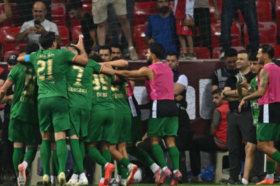 Amedspor'dan müthiş açılış! Erzurumspor'a gol olup yağdılar