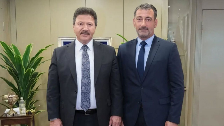 Yalova Minibüsçüler Esnaf Odasından Ulaşım Zirvesine Katılım