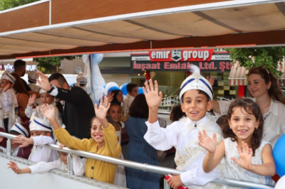 Yalova Belediyesi’nden Çocuklara Sünnet Şöleni