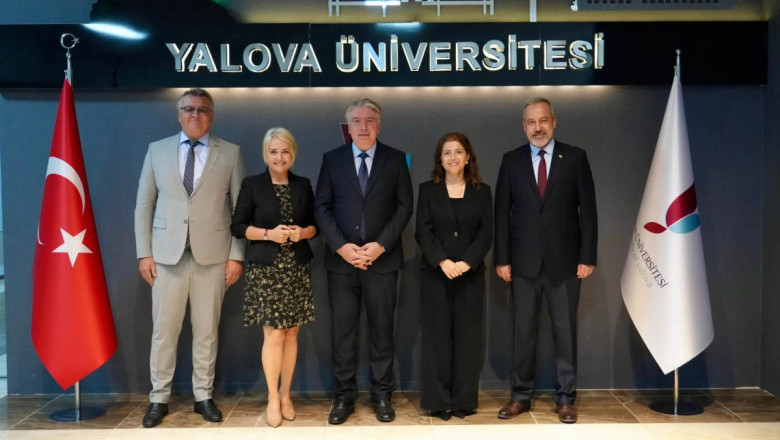 REKTÖR YARDIMCILIĞINDA GÖREV DEĞİŞİMİ