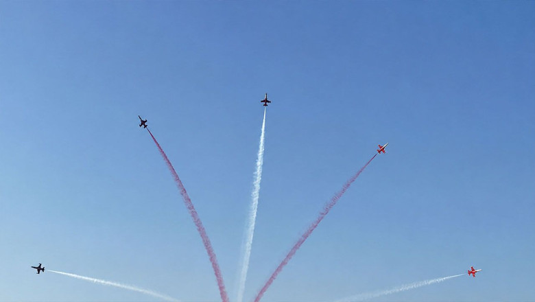 Yalova’da Gökyüzü Türk Yıldızlarıyla Renklendi