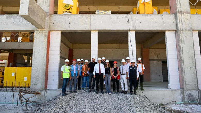 Yalova Valiliği Hizmet Binası’nda Çalışmalar Sürüyor
