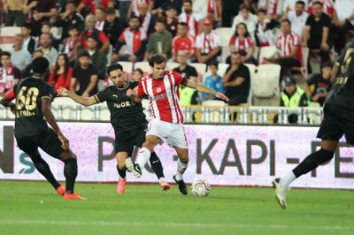 Sivasspor 2-2 Manisa FK: İki Taraftan 4 Gol