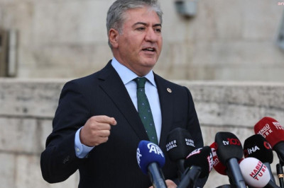 Emir: Tutuklamalar hukuki değil, tamamen siyasi