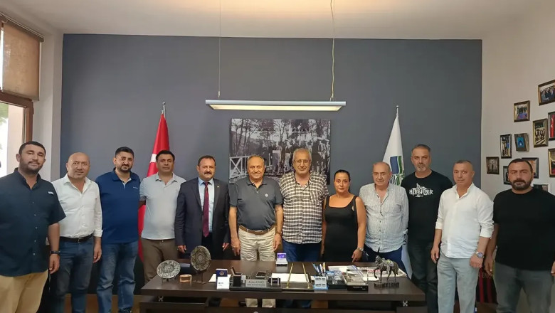 Yalova Kent Konseyi’nde Seçim Öncesi Dikkat Çeken Buluşma