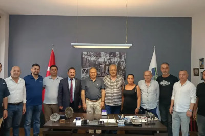 Yalova Kent Konseyi’nde Seçim Öncesi Dikkat Çeken Buluşma