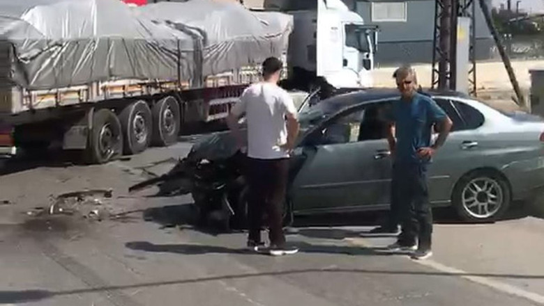 Muş'ta Tır ile Otomobil Çarpıştı: 1 Yaralı