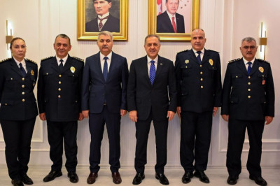 Vali Usta Emniyet Müdürlerini Ağırladı